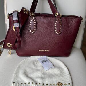 Gorgeous Michael Kors Handbag/Crossbody in very good preloved condition!